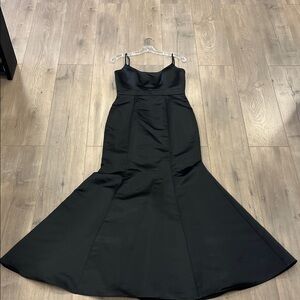Elegant Black Evening Gown